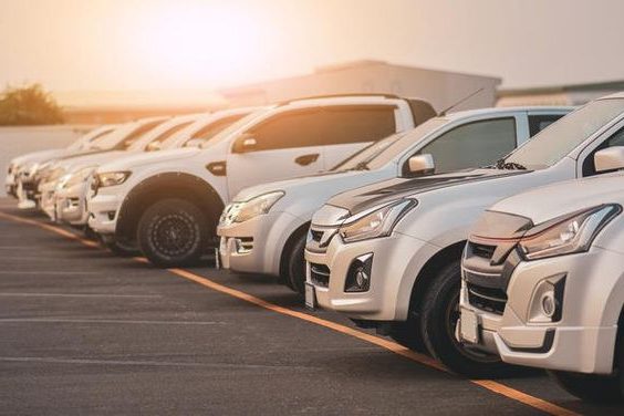 What Are the Must-Know Tips Before Hiring a Car in Dubai?