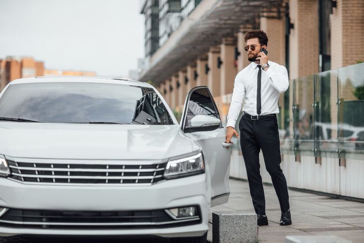 Leasing High-End Vehicles in Dubai: